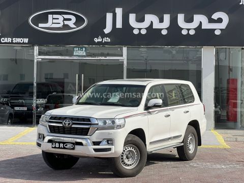 2020 Toyota Land Cruiser GXR V8