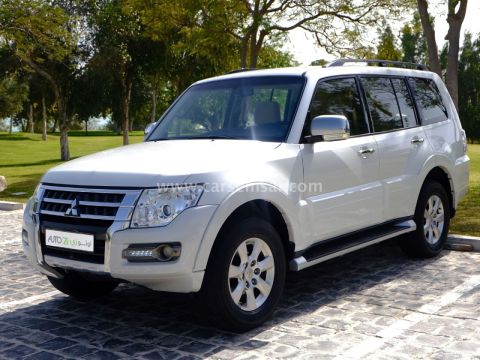 2017 Mitsubishi Pajero 3.5 V6