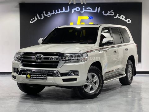 2020 تويوتا لاند كروزر GXR