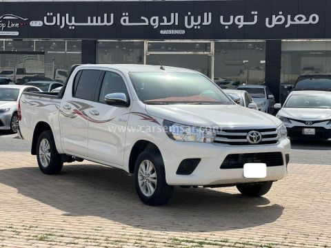 2025 تويوتا هايلكس هايلوكس 2.7 SR5