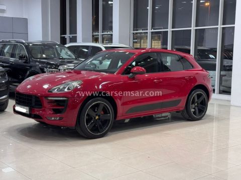 2018 Porsche Macan 2.0