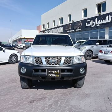 2012 نيسان بيك أب