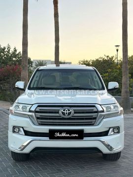 2018 تويوتا لاند كروزر GXR V8