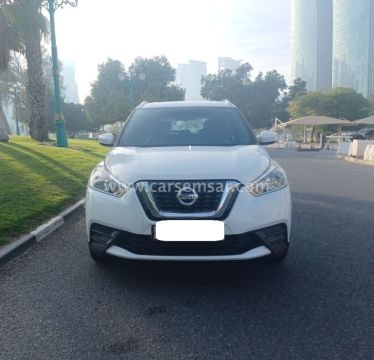 2020 نيسان كيكس