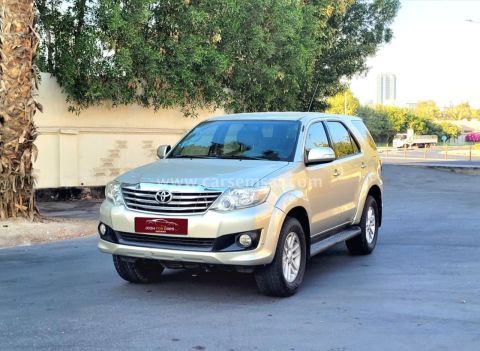 2014 Toyota Fortuner SR5