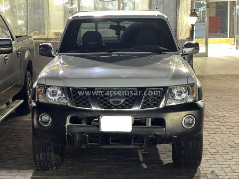 2015 نيسان بيك أب 2.4