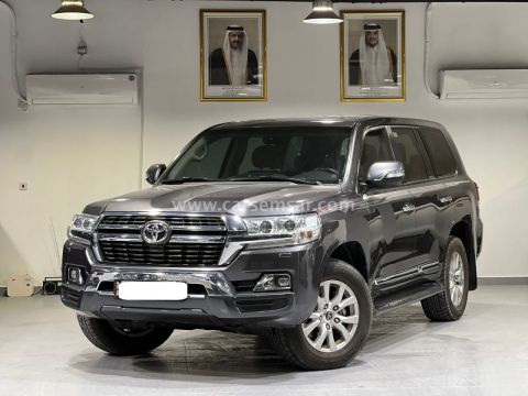 2021 Toyota Land Cruiser GXR V8