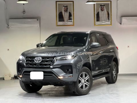 2024 Toyota Fortuner 4.0 V6