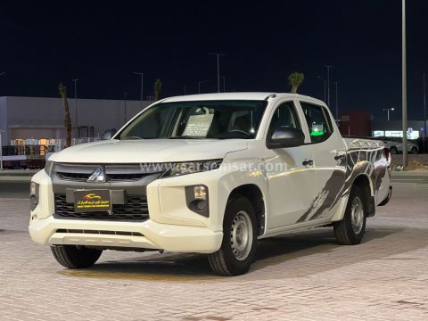 2020 ميتسوبيشي L200