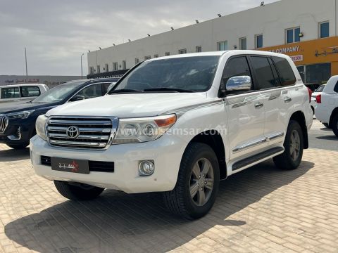 2015 Toyota Land Cruiser GXR V8