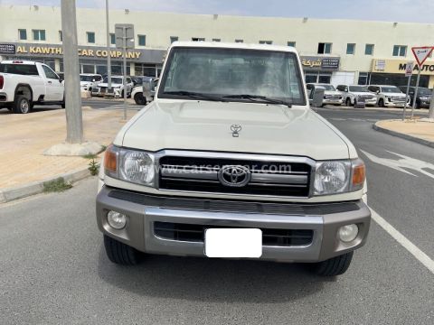 2022 تويوتا لاند كروزر بيك اب ال إكس