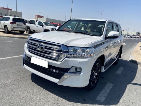 2021 تويوتا لاند كروزر VXR