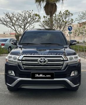 2016 Toyota Land Cruiser GXR