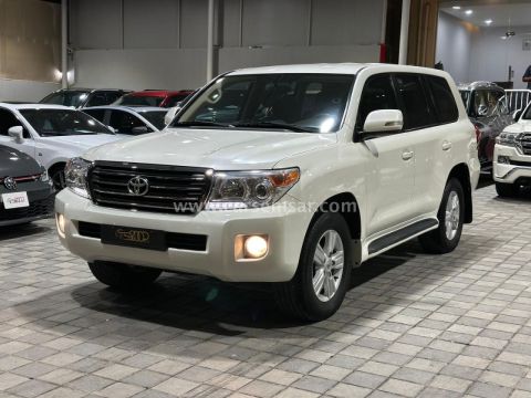 2014 تويوتا لاند كروزر GX