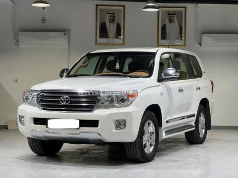 2014 Toyota Land Cruiser VXR