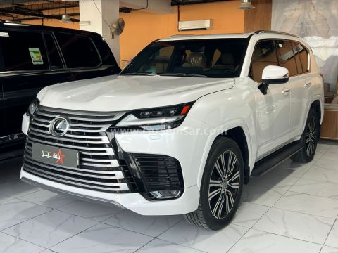 2023 Lexus LX 600 Luxury