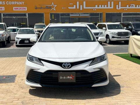 2023 تويوتا كامري ال إي