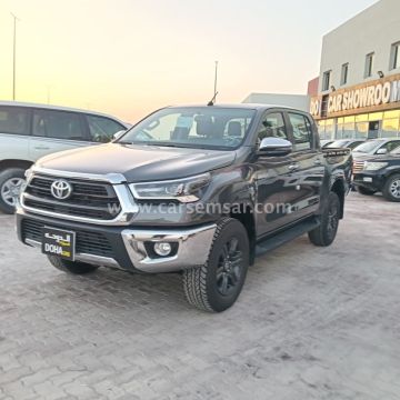 2025 Toyota Hilux 2.7 SR5