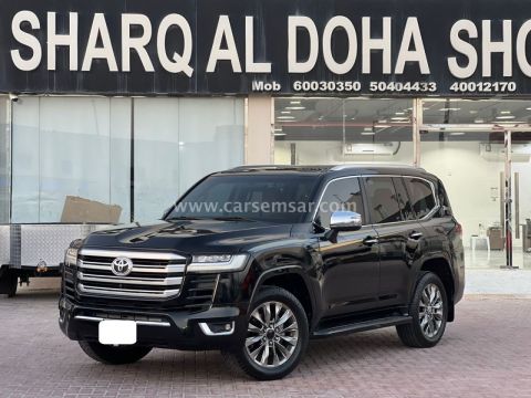2022 Toyota Land Cruiser VX