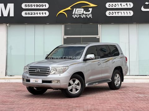 2010 تويوتا لاند كروزر GXR V8