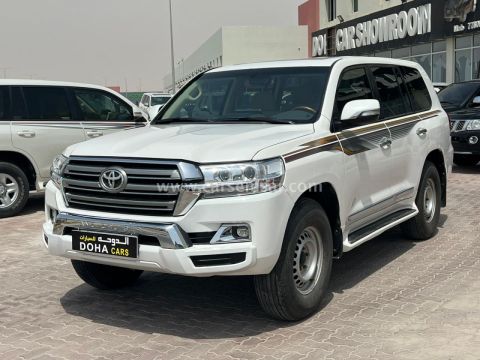 2016 Toyota Land Cruiser GXR V8