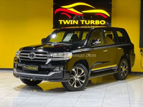 2019 Toyota Land Cruiser VXR