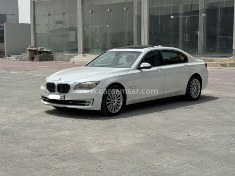 2013 بي ام دبليو الفئة السابعة 750 Li