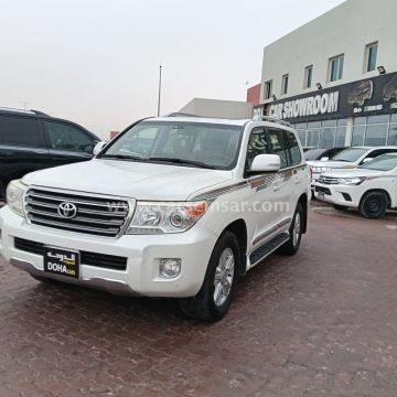 2015 تويوتا لاند كروزر GXR V8