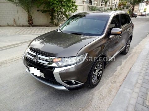 2016 ميتسوبيشي أوتلاندر 2.4