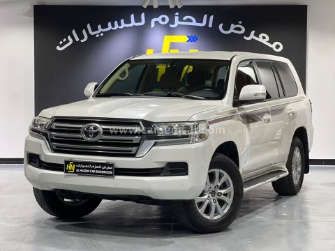 2016 تويوتا لاند كروزر GXR