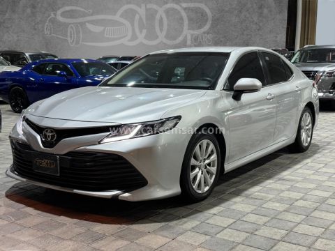 2019 تويوتا كامري GLE