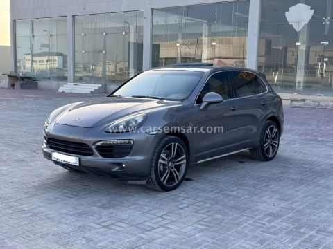 2012 بورشه كايين اس