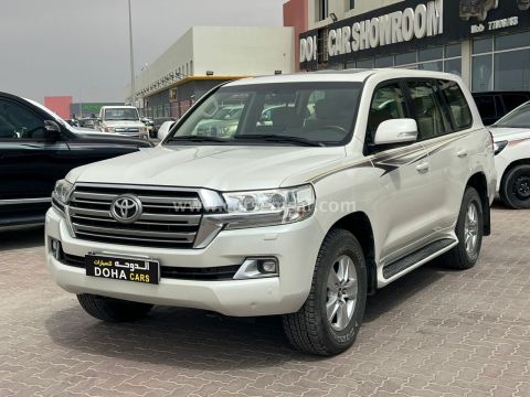 2018 Toyota Land Cruiser GXR
