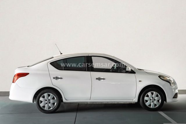 2023 Nissan Sunny 1.5 — photo 2 for sale in Qatar