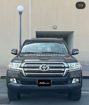 2018 تويوتا لاند كروزر GXR V8