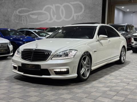 2011 مرسيدس بنز الفئه S 63 AMG