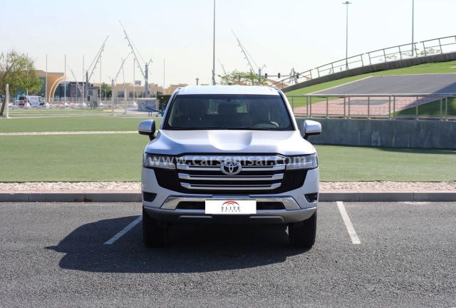 2022 Toyota Land Cruiser GXR V6 — photo 1 for sale in Qatar
