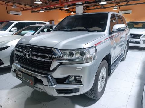 2021 تويوتا لاند كروزر GXR V8