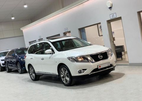 2015 نيسان باثفايندر SV