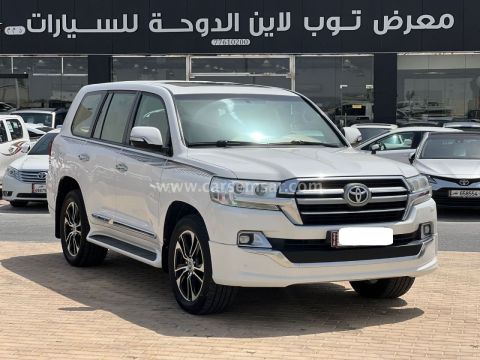 2019 تويوتا لاند كروزر GXR V8