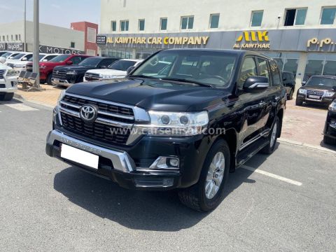 2021 تويوتا لاند كروزر GXR V8