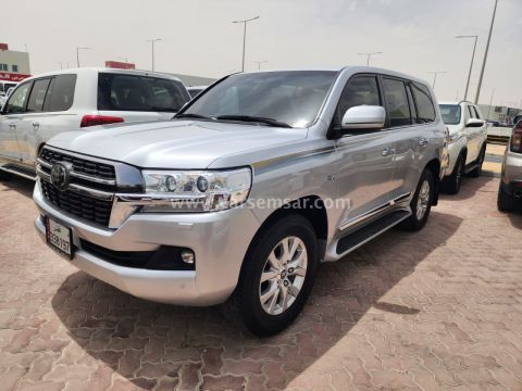 2021 تويوتا لاند كروزر VXR