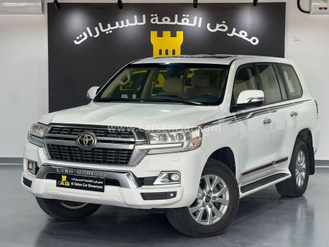 2016 تويوتا لاند كروزر GXR V8