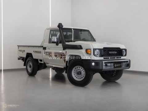 2025 Toyota Land Cruiser Pickup LX Diesel
