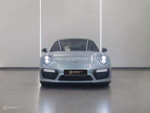 2017 Porsche 911 Turbo S