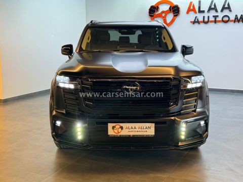 2025 تويوتا لاند كروزر جي اكس ار V6