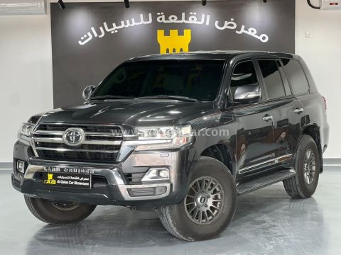 2019 تويوتا لاند كروزر GXR V8