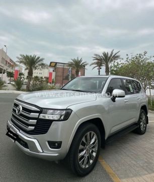 2022 Toyota Land Cruiser GXR V6