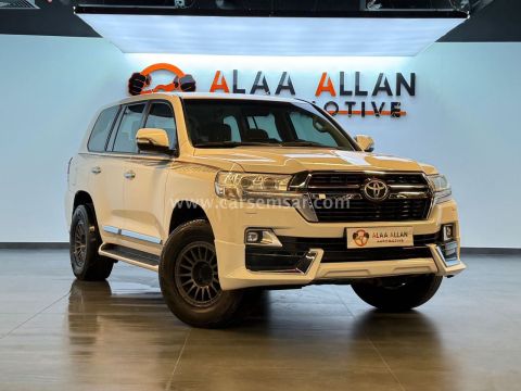 2018 تويوتا لاند كروزر GXR V8
