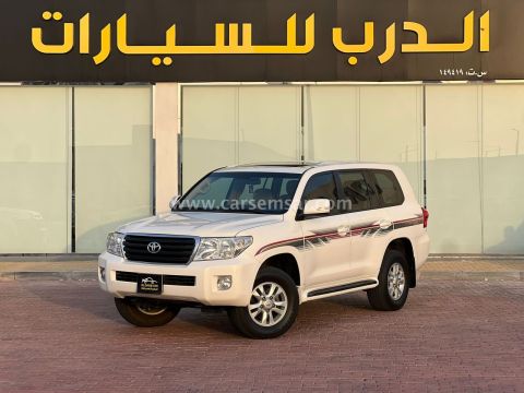 2013 تويوتا لاند كروزر GX